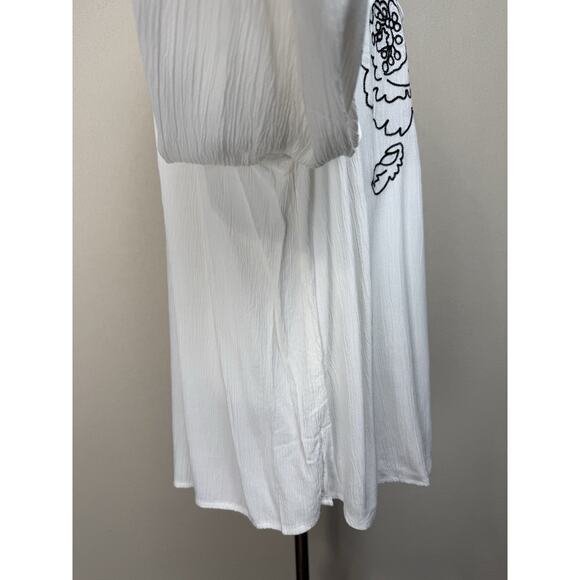 Style & Co Top Size 3X White Black Floral Embroidered Long Sleeve Tassel Cottage - Picture 5 of 12